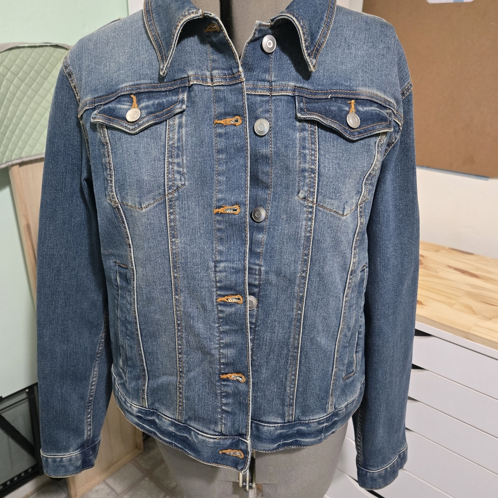 Time and Tru Blue Jean Jacket